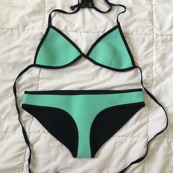 Triangl Bikini Set in Miami Mint